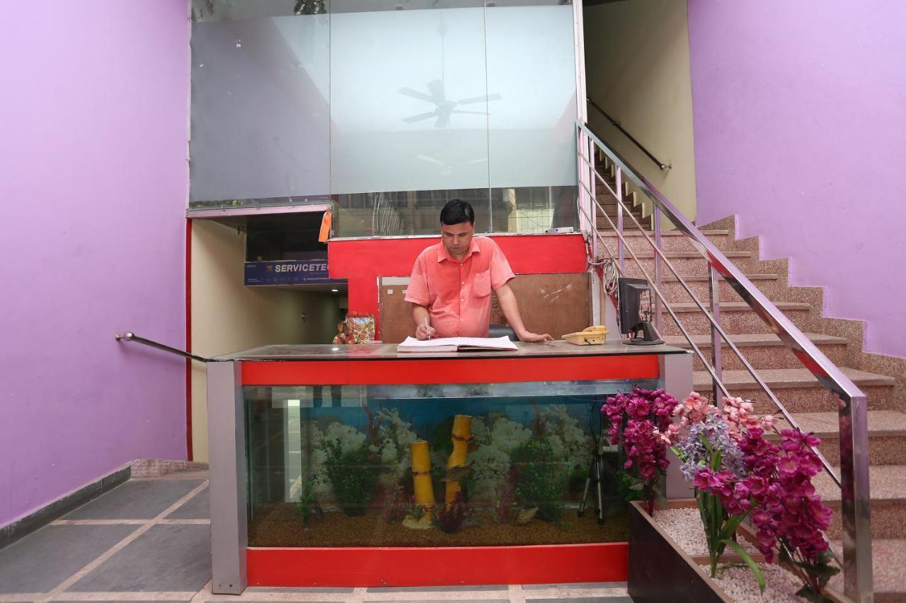 SPOT ON 39779 Hotel Rama Palace Moradabad Exterior foto
