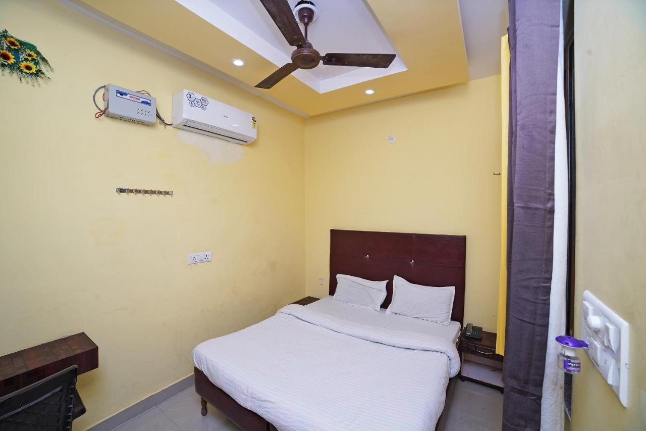 SPOT ON 39779 Hotel Rama Palace Moradabad Exterior foto