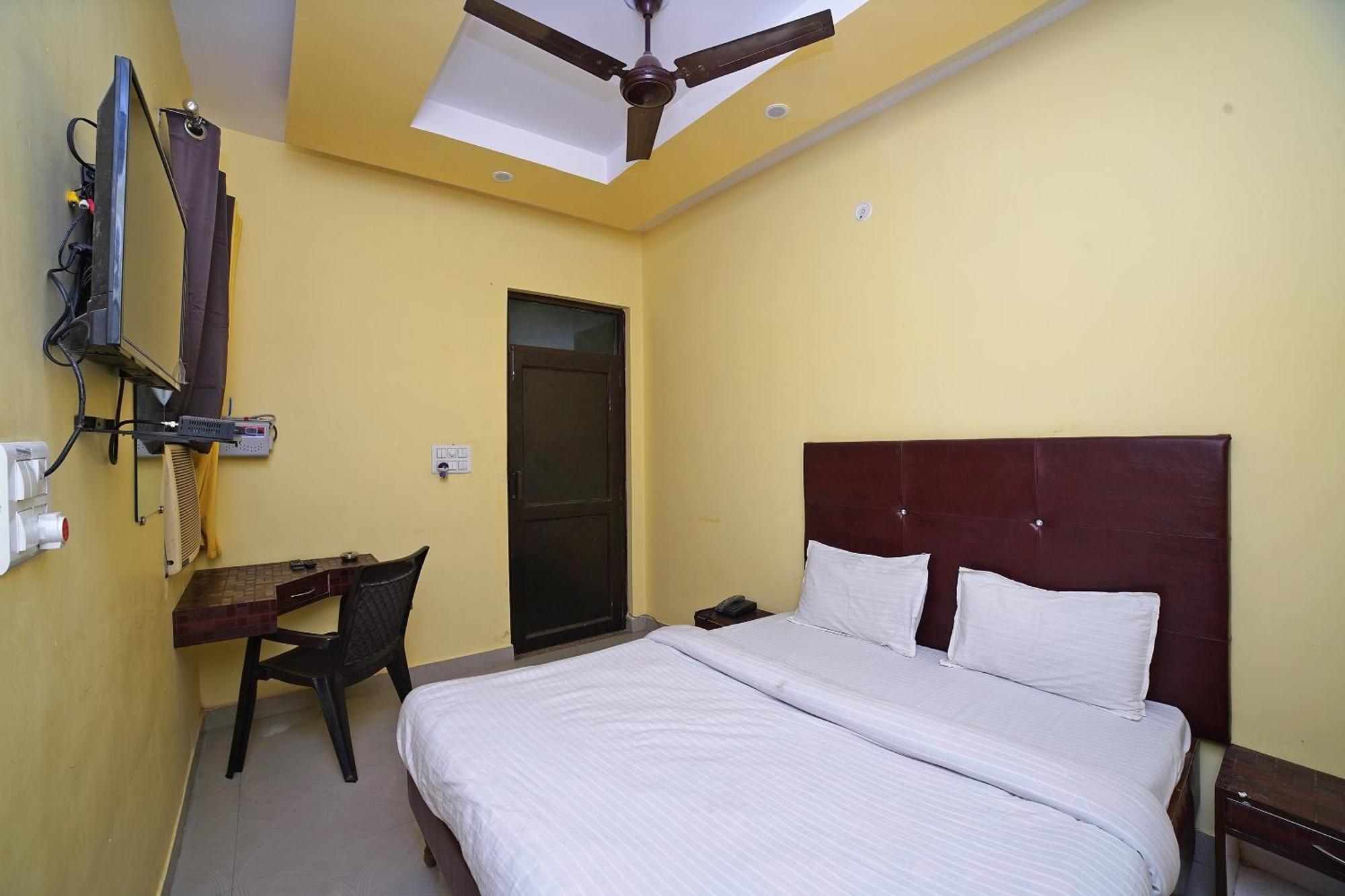 SPOT ON 39779 Hotel Rama Palace Moradabad Exterior foto