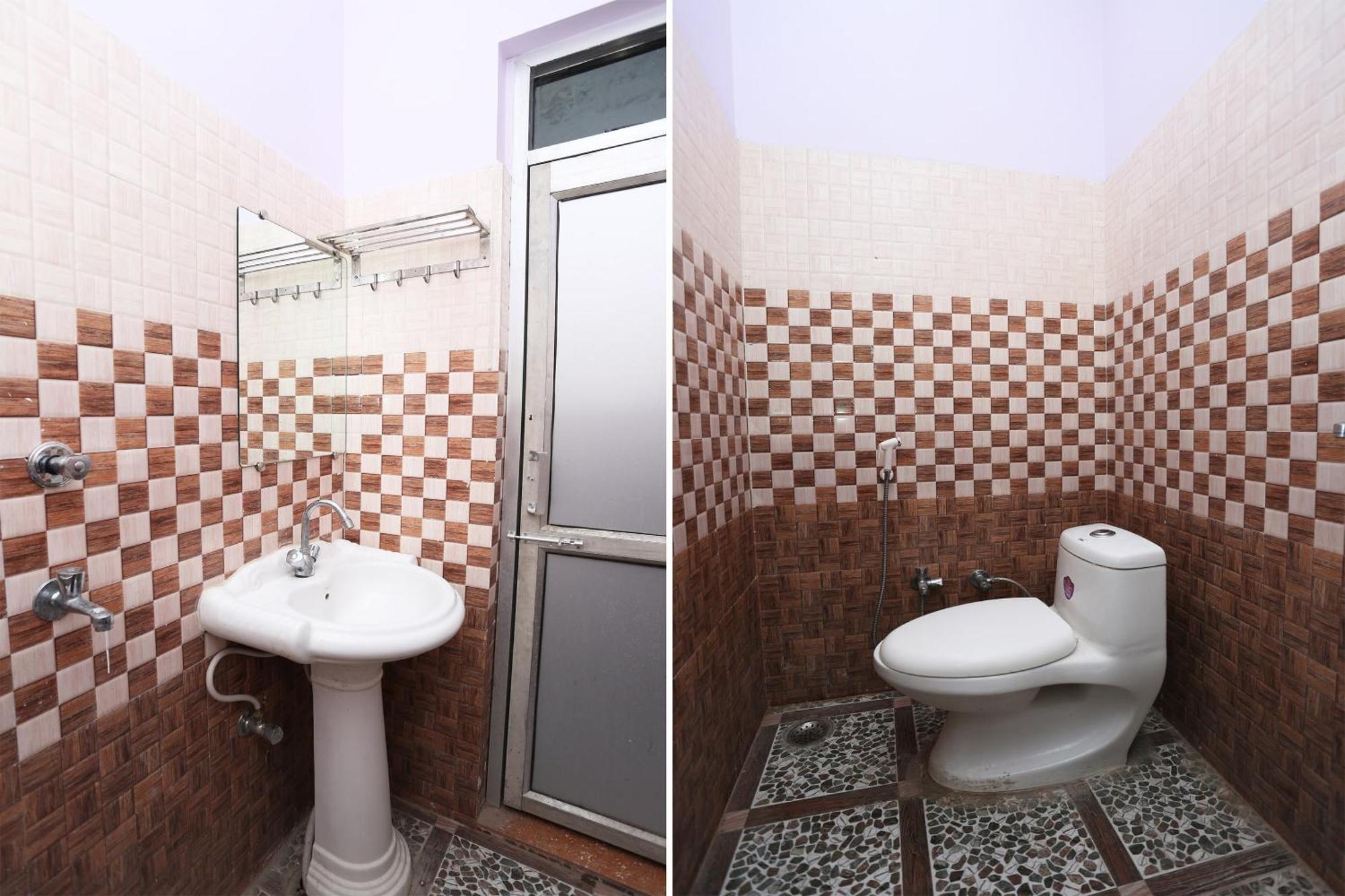 SPOT ON 39779 Hotel Rama Palace Moradabad Exterior foto
