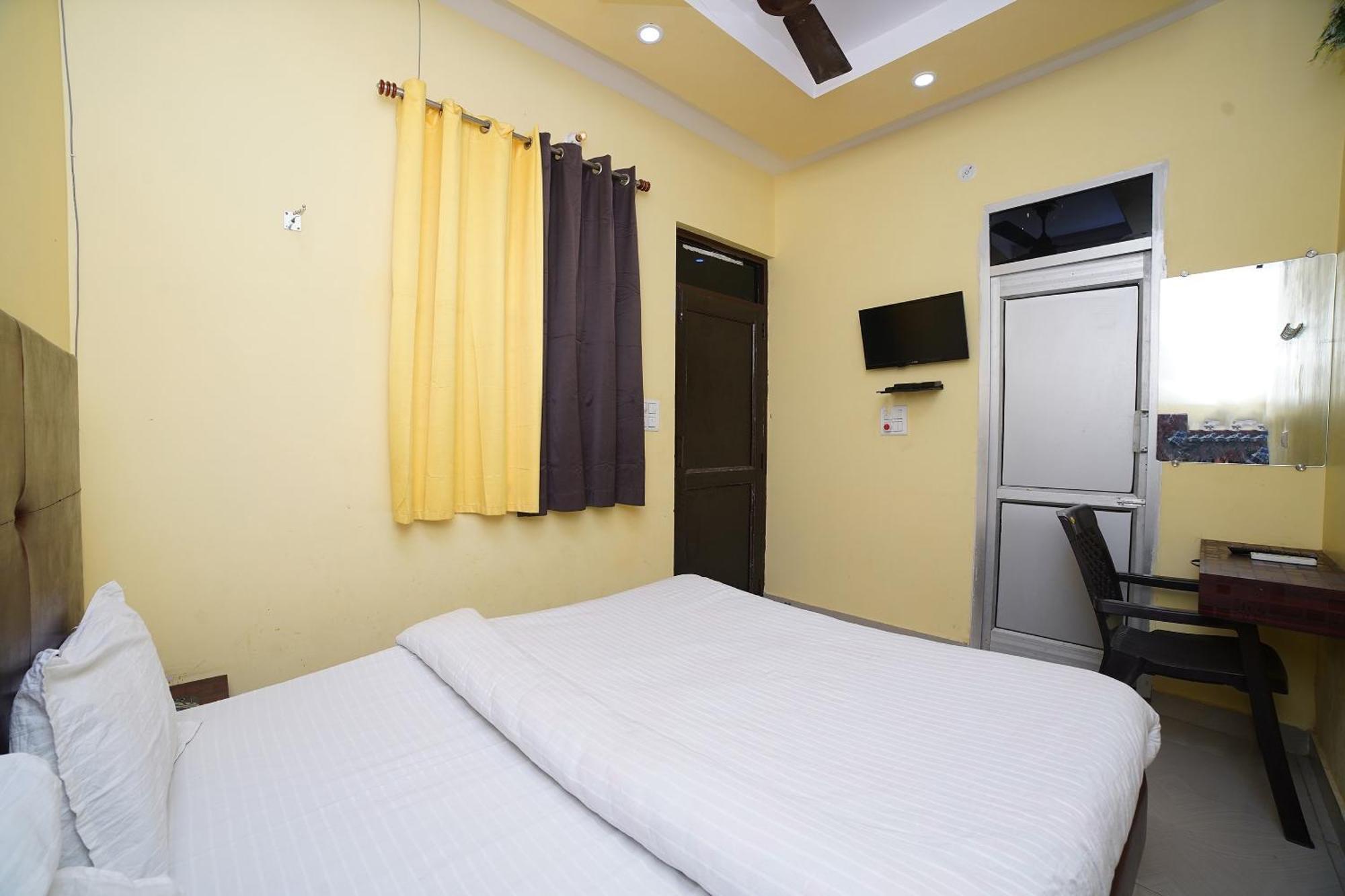 SPOT ON 39779 Hotel Rama Palace Moradabad Exterior foto