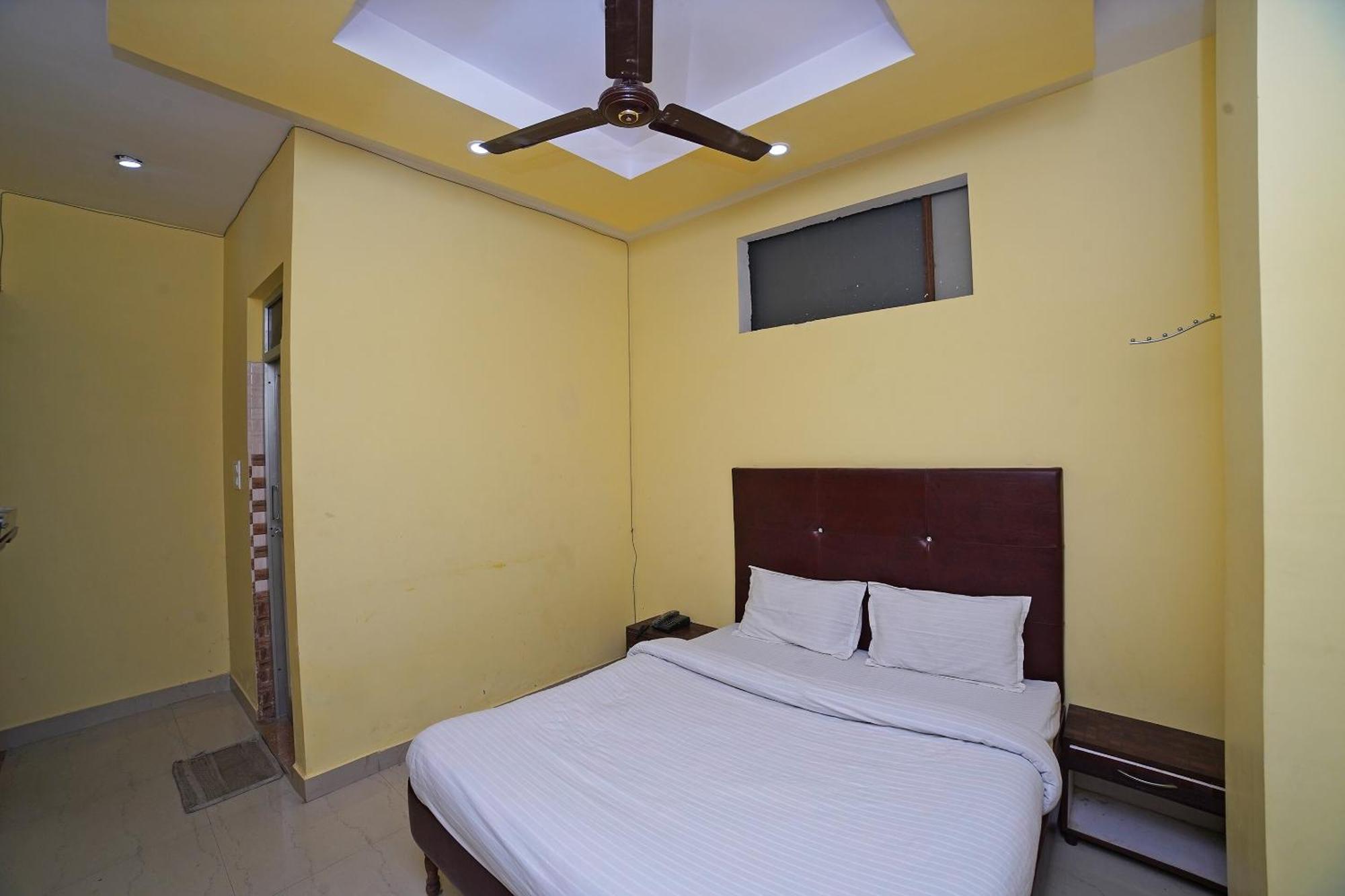 SPOT ON 39779 Hotel Rama Palace Moradabad Exterior foto