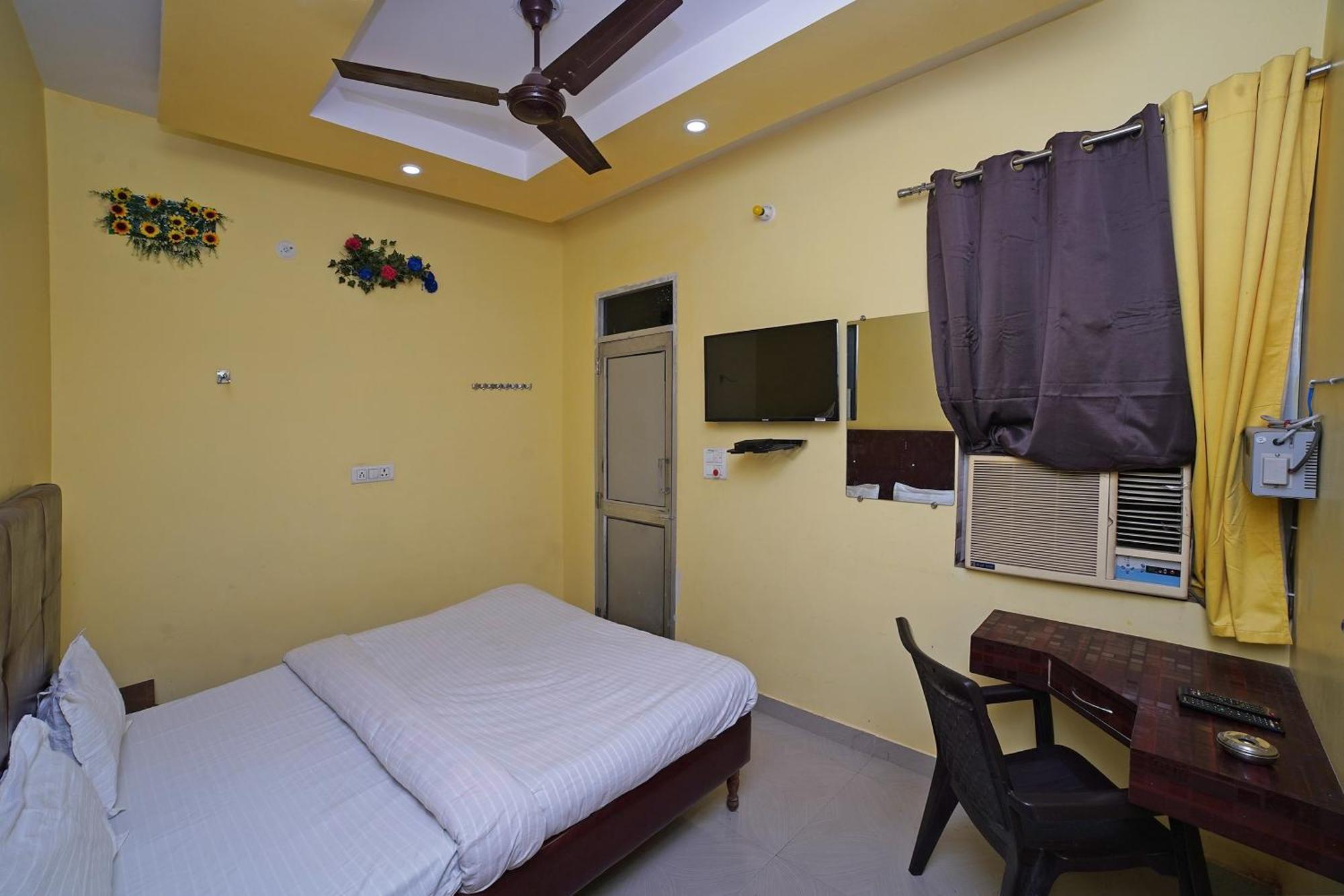 SPOT ON 39779 Hotel Rama Palace Moradabad Exterior foto